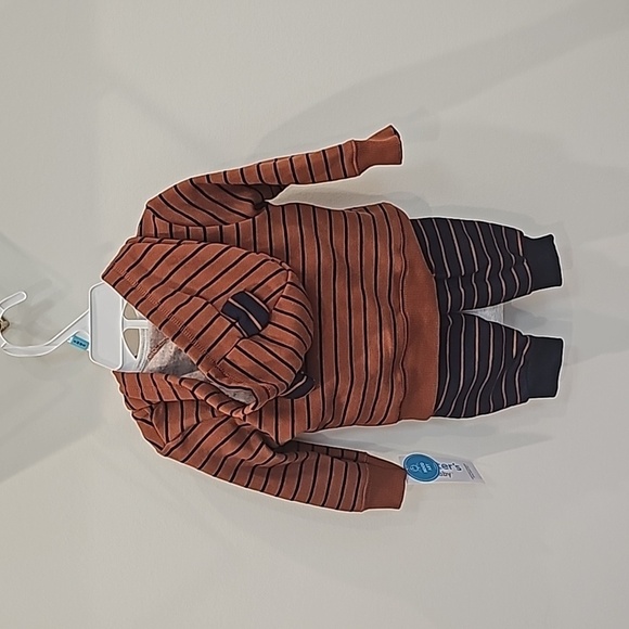 Carter's Baby Boy (6M) 3-Piece Set With Hooded Bear Jacket, Onesie, Pants - Picture 3 of 9